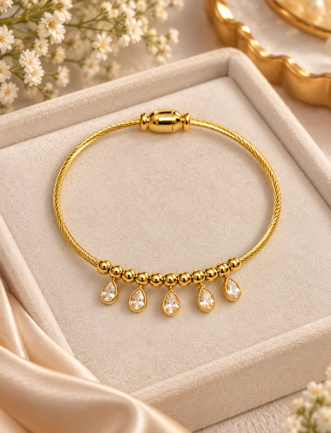Gold Pear Drop Charm kada Bracelet