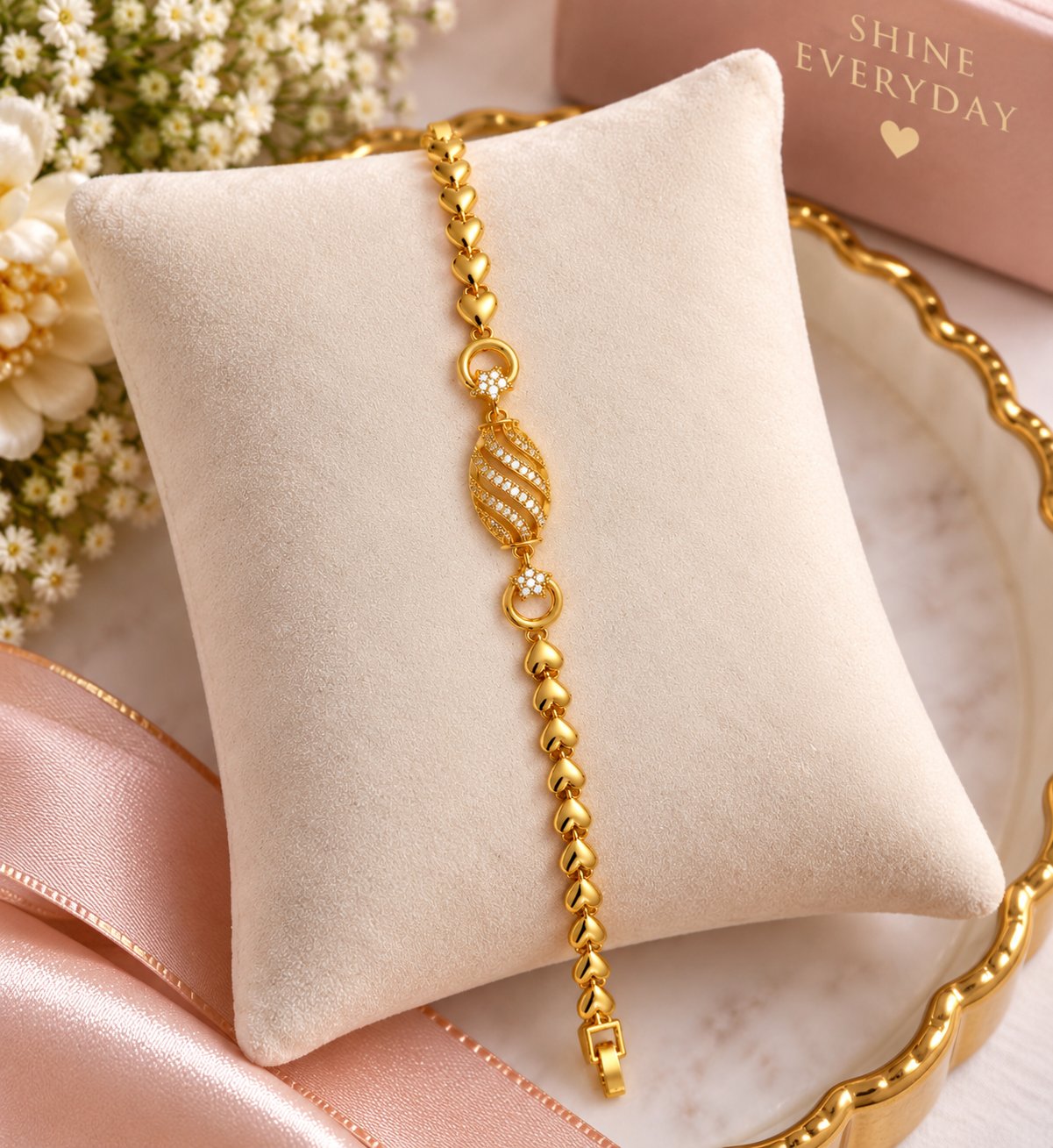 Gold Heart Link Bracelet